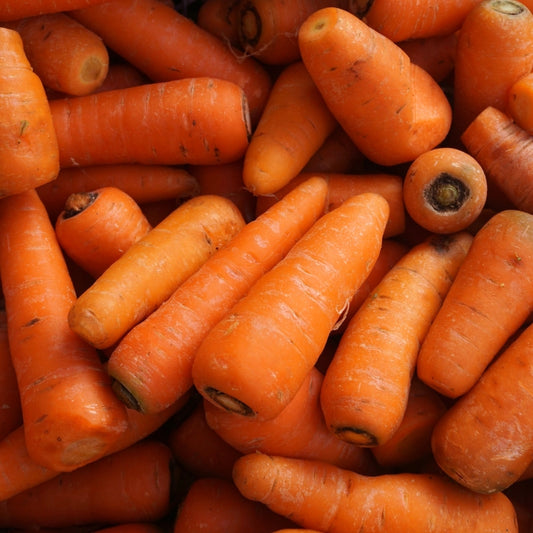 Spray Free Farmacy Carrots Juicing, featured in the Joy Wholefoods online store.